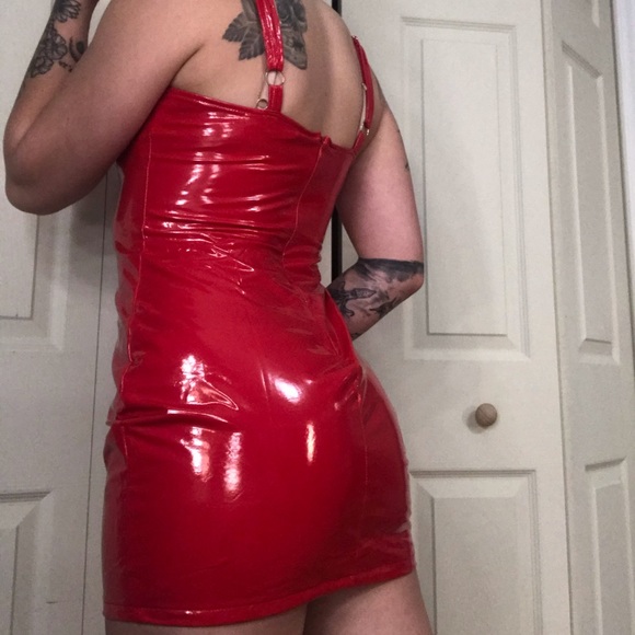 Red pleather body con dress - Picture 3 of 5